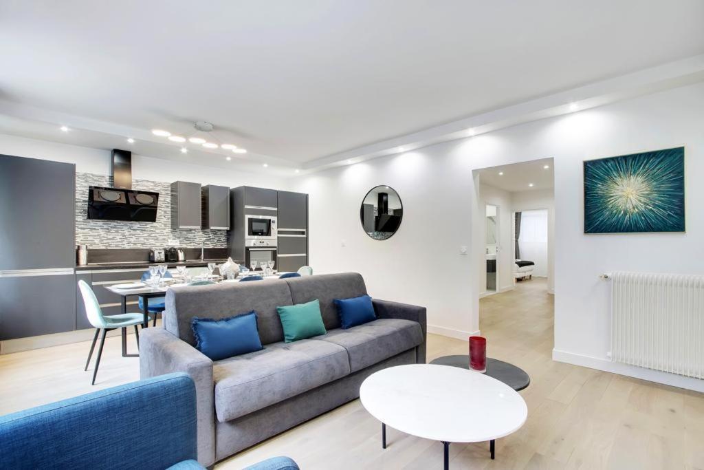 Trocadero/ Eiffel Tower - 3 Bedrooms- All New! Paris Dış mekan fotoğraf
