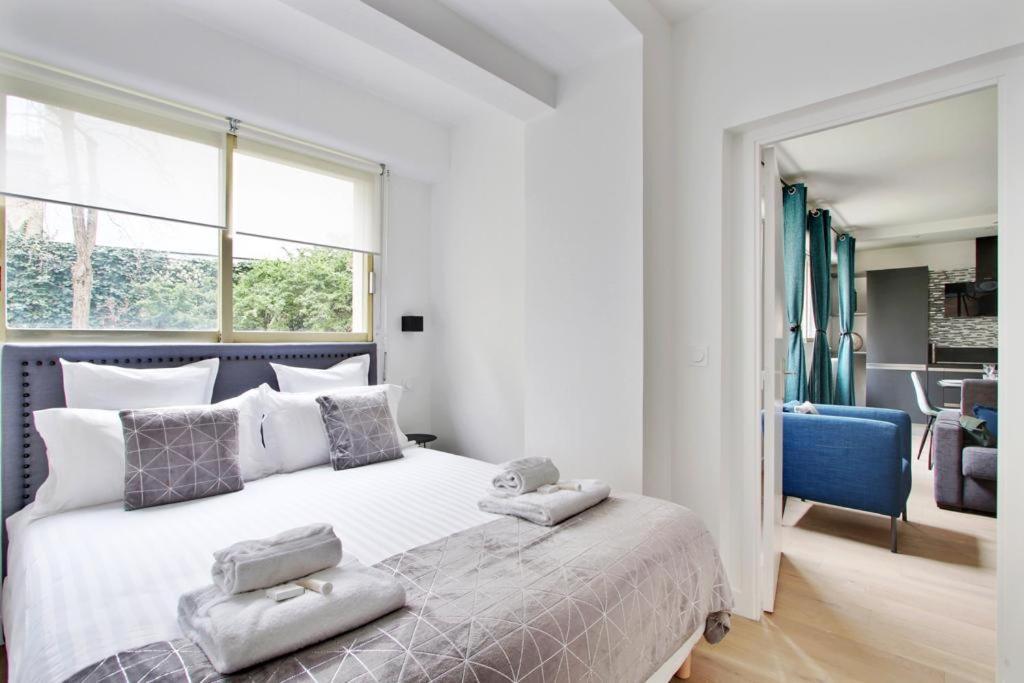 Trocadero/ Eiffel Tower - 3 Bedrooms- All New! Paris Dış mekan fotoğraf